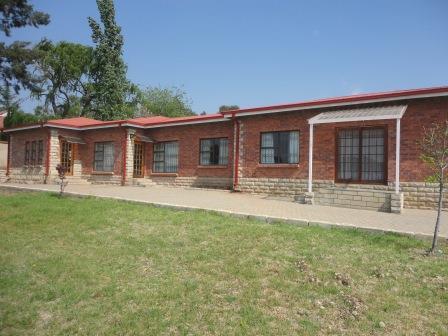 8 Bedroom Property for Sale in Ladybrand Free State